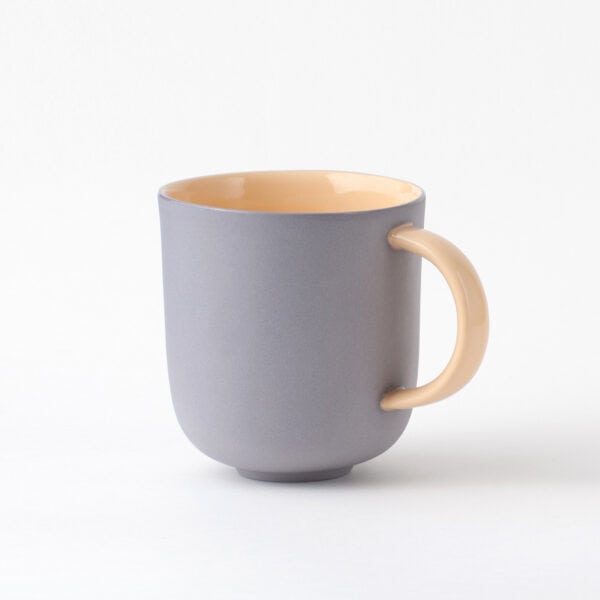 minimal coffee mug