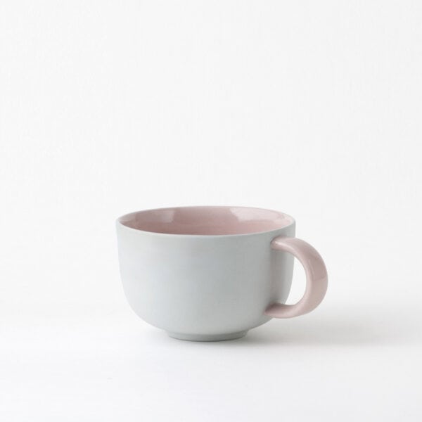 Minimal mini cup with a handle