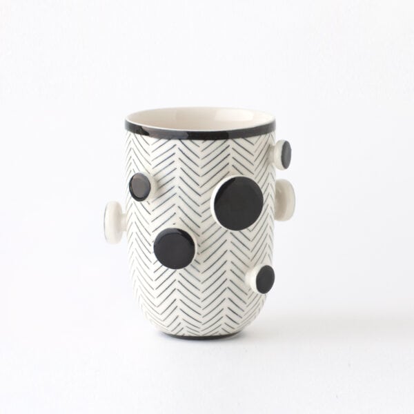 buttons-bw-tall black and white cup with round knobs-handles
