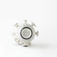 buttons-bw-tall-side Cup with unusual handles