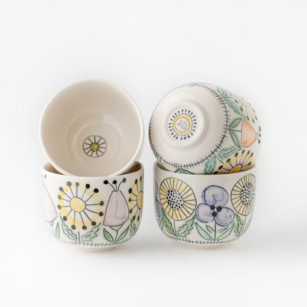 Swedish-Summer_four a set of cups with flowers