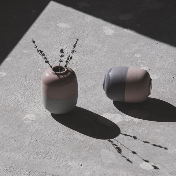duo-blueberry-pink-blue-pair a pair of minimalist vases