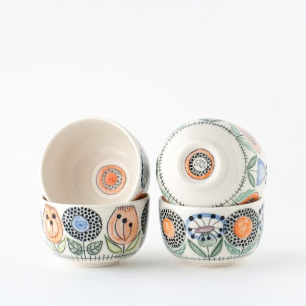 Swedish-summer-mini-four-logo four cups with flower pattern