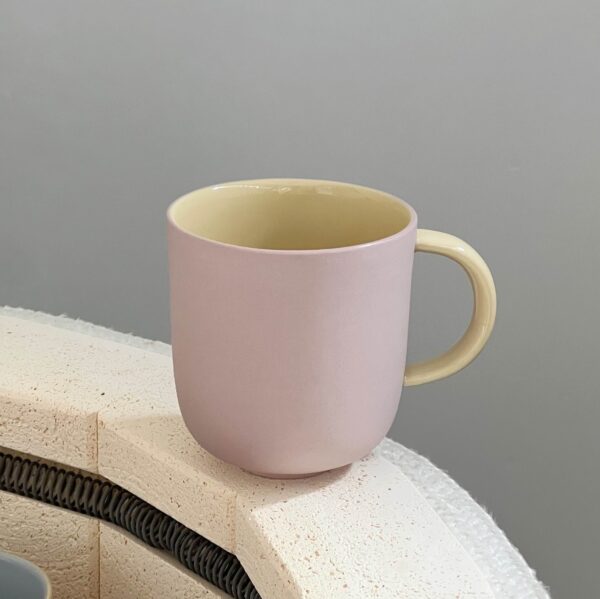 mug-pink-yellow